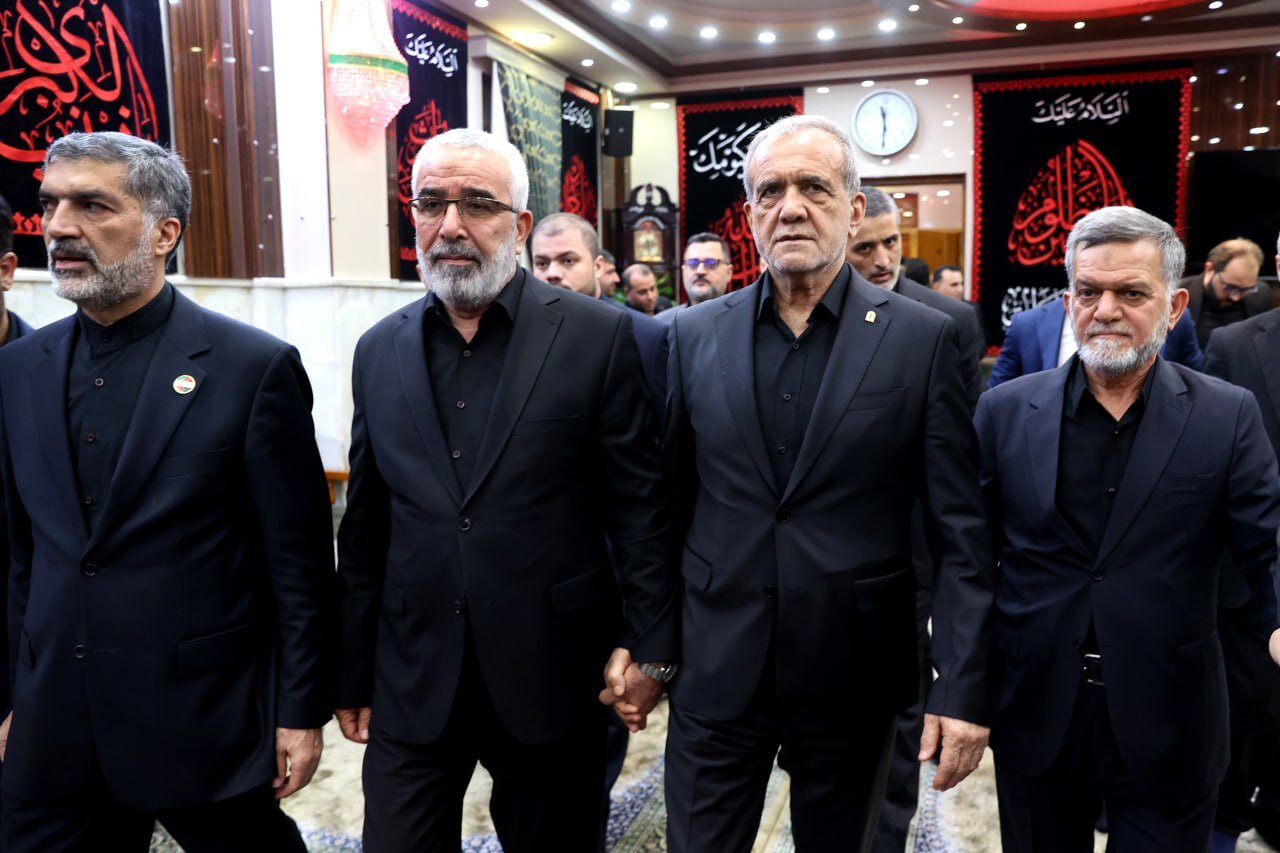 دیدار پزشکیان با تولیت آستان مقدس علوی +تصویر دیدار پزشکیان با تولیت آستان مقدس علوی +تصویر