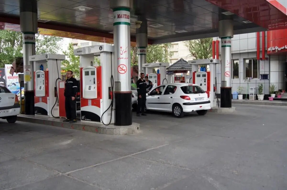 عرضه رایگان CNG در ۱۱ جایگاه قم برای مراسم تشییع رهبر شهید عرضه رایگان CNG در ۱۱ جایگاه قم برای مراسم تشییع رهبر شهید