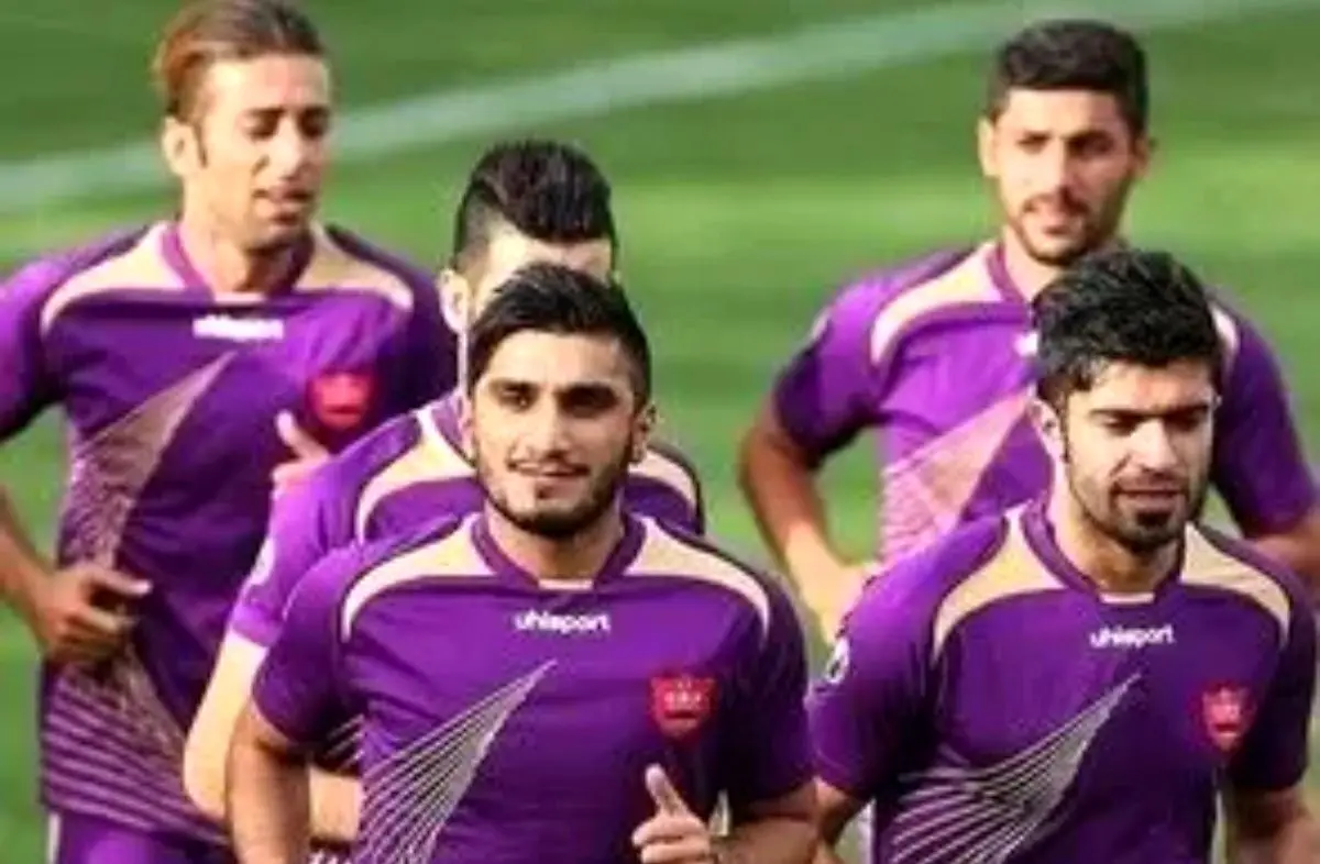 مدافع سابق پرسپولیس خواننده شد!/ویدیو مدافع سابق پرسپولیس خواننده شد!/ویدیو