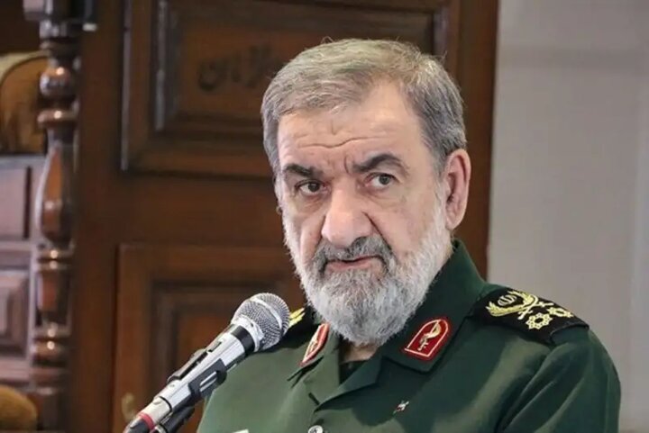 سردار رضایی: پاسخ ایران به حملات زیرساختی شدید خواهد بود سردار رضایی: پاسخ ایران به حملات زیرساختی شدید خواهد بود