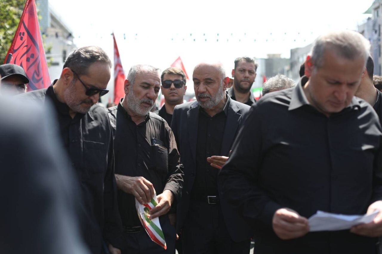 میدری: حمایت از کارگران دغدغه جدی رهبر شهید انقلاب بود میدری: حمایت از کارگران دغدغه جدی رهبر شهید انقلاب بود