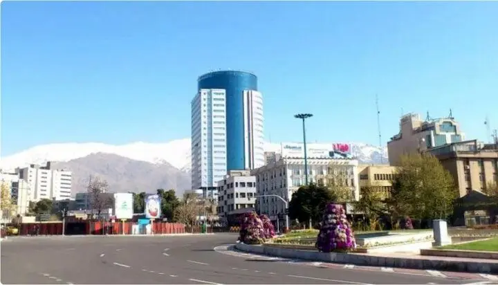 نمایی کمتر دیده شده از شکوه میدان ونک در 55 سال قبل + تصاویر نمایی کمتر دیده شده از شکوه میدان ونک در 55 سال قبل + تصاویر
