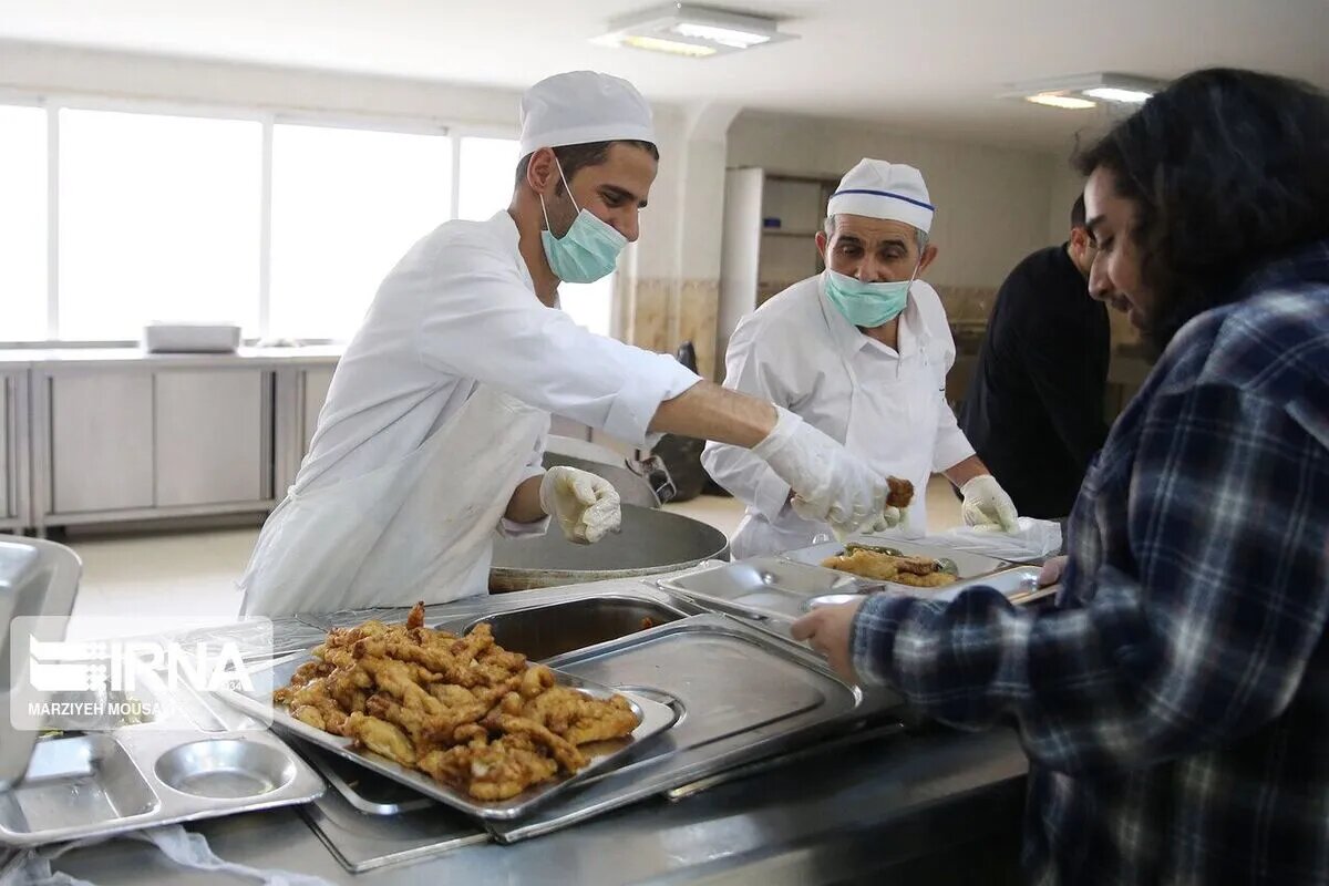 پاسخ معاون وزیر علوم به نگرانی دانشجویان درباره افزایش نرخ غذا پاسخ معاون وزیر علوم به نگرانی دانشجویان درباره افزایش نرخ غذا