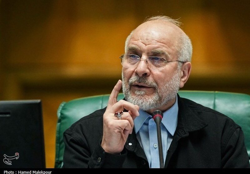حرفهای نبویان را که معلوم بود چه خواهد گفت روی آنتن زنده پخش کردید و یخنرانی قالیباف را قطع می کنید؟ حرفهای نبویان را که معلوم بود چه خواهد گفت روی آنتن زنده پخش کردید و یخنرانی قالیباف را قطع می کنید؟