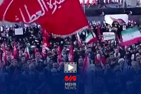 گزارش مهر از آغاز مراسم تشییع پیکر رهبر شهید انقلاب اسلامی گزارش مهر از آغاز مراسم تشییع پیکر رهبر شهید انقلاب اسلامی